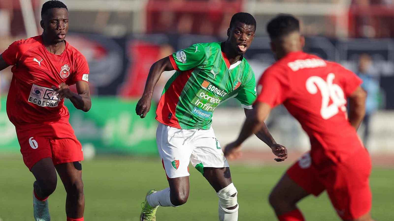 رسميا.. مولودية الجزائر يستغني عن 5 نجوم بعد التتويج بلقب الدوري