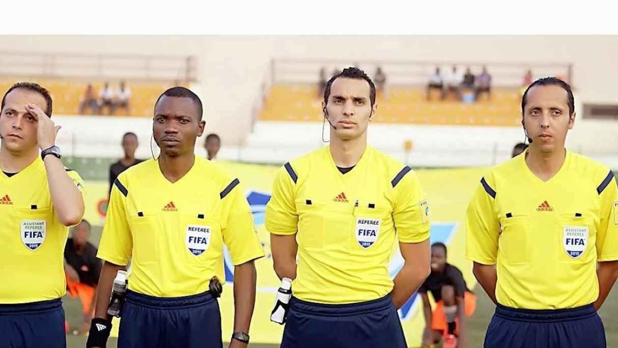 الكشف عن حكم مباراة المغرب وجزر القمر في افتتاح أمم إفريقيا 2025