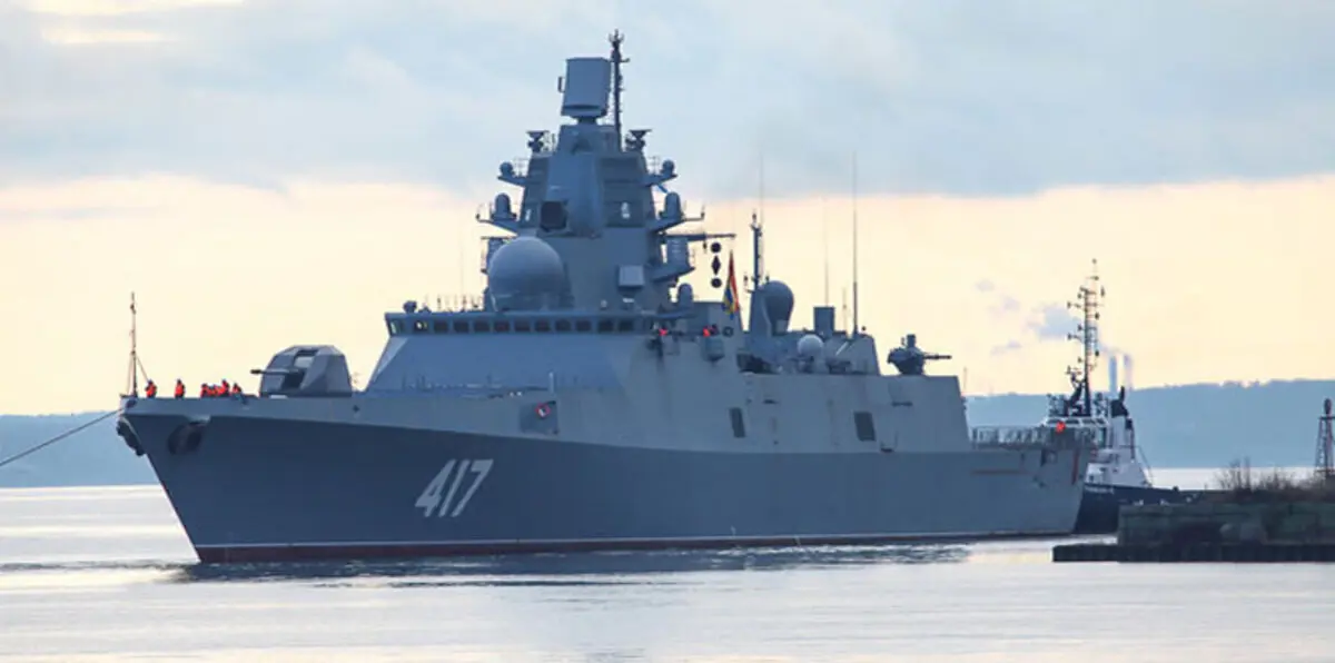 موسكو تعزز قواتها البحرية في سوريا بفرقاطة "الأميرال جريجوروفيتش"
