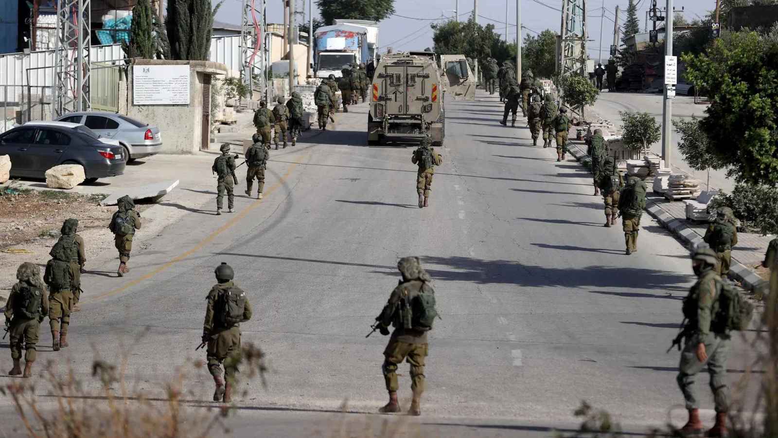 الجيش الإسرائيلي يواصل عملياته في جنين وطولكرم