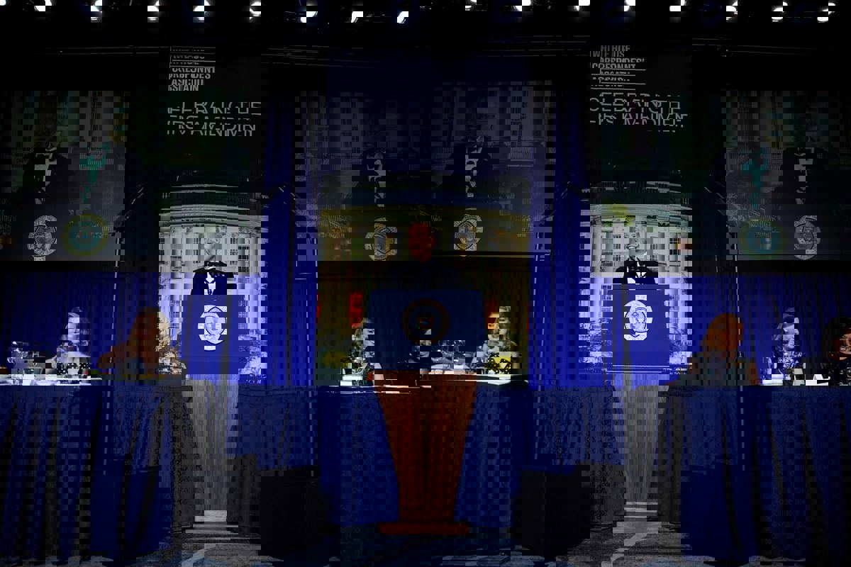 حرب غزة تلقي بظلالها على العشاء السنوي لمراسلي البيت الأبيض