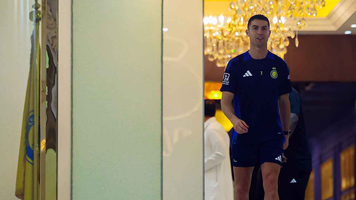 "وجد كل ما يبحث عنه".. بشرى سارة بشأن تجديد عقد رونالدو مع النصر السعودي