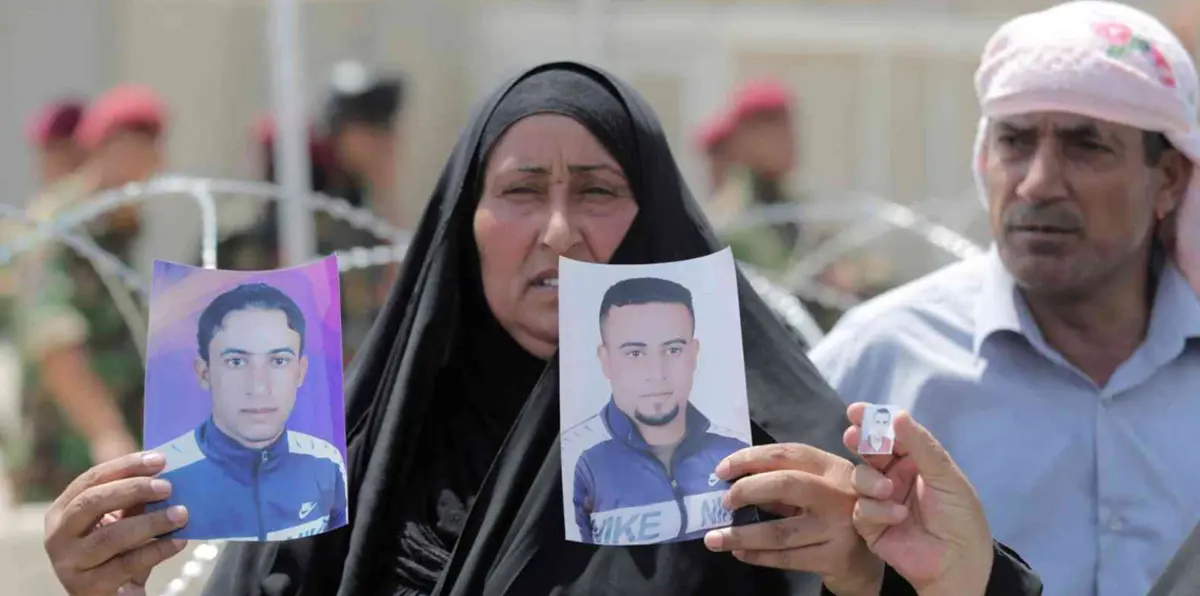 أسر ضحايا "مجزرة سبايكر" يطالبون بمحاسبة الضباط "المقصرين" ويهددون باعتصام مفتوح