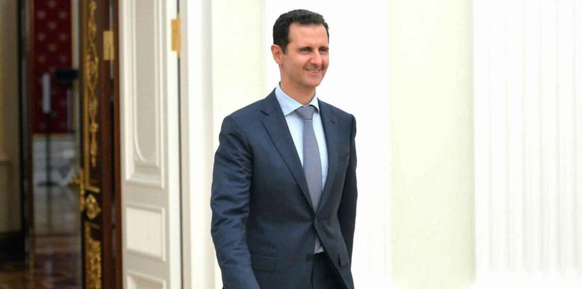 الأسد يزور مواقع قواته في الغوطة الشرقية (صور)