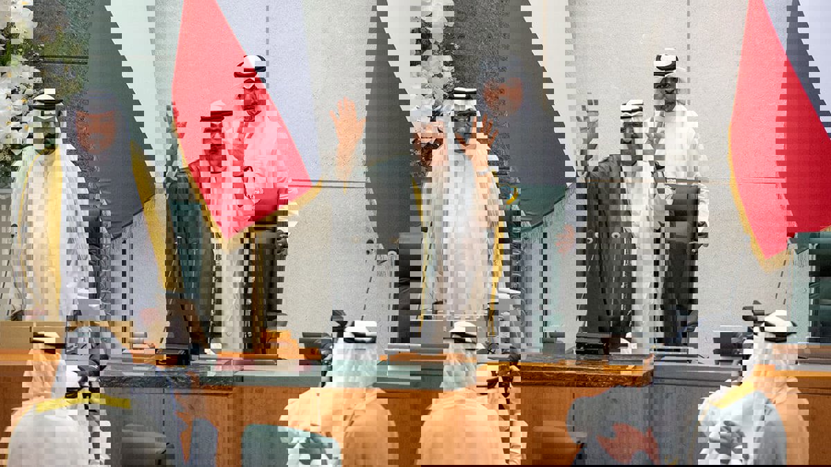 تفاعل كويتي مؤثر مع بكاء ولي العهد أمام مجلس الأمة