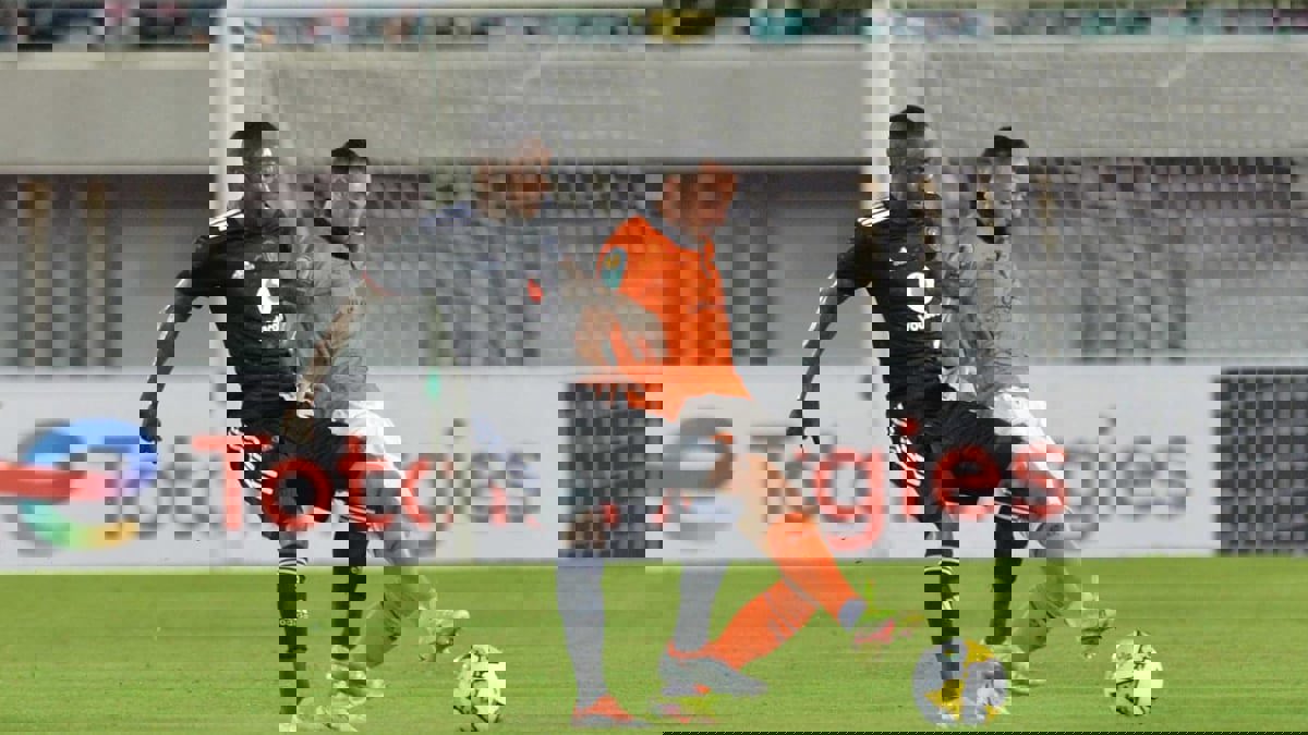 ركلات الترجيح تُهدي نهضة بركان الكونفدرالية الأفريقية على حساب أورلاندو بيراتس