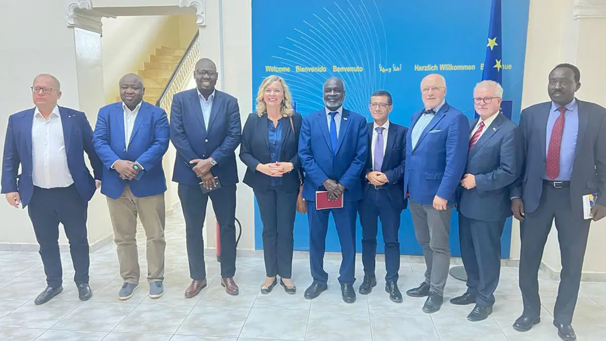 وفد برلماني أوروبي يبحث في الخرطوم الأزمة السياسية والانتقال الديمقراطي