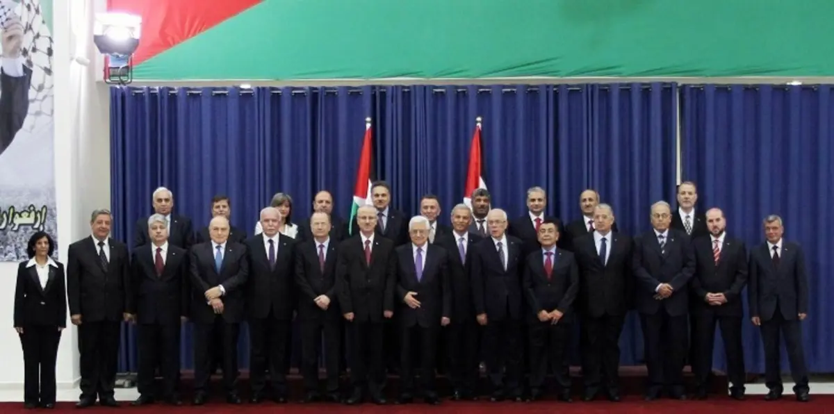 الحمدالله يشكل حكومة جديدة وحماس تعتبرها "انفصالية"