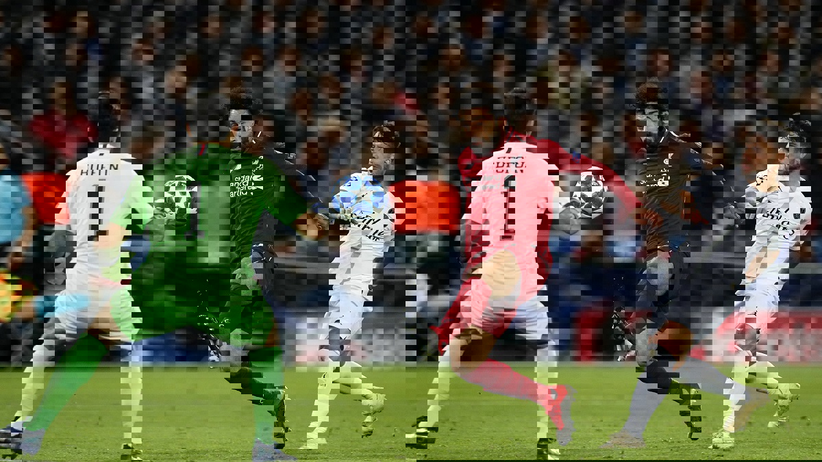 أبرز تغريدات تويتر الرياضية: محمد صلاح يستعرض مهاراته وبوفون يكيل المديح لنابولي (صور)