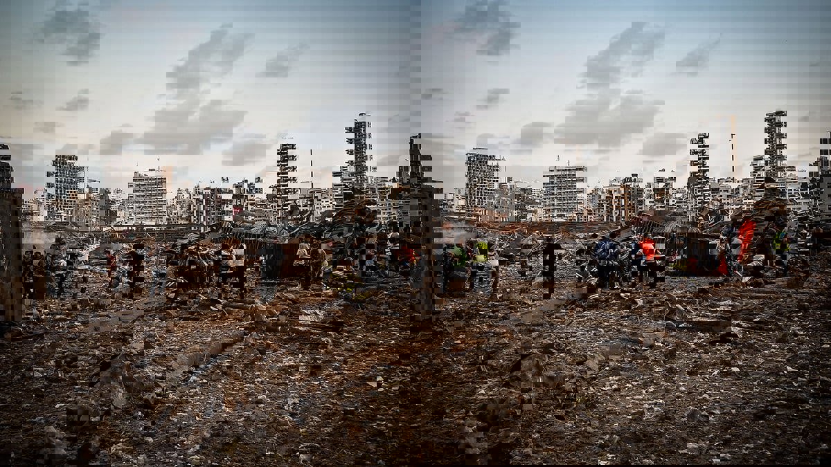 وثائق: أمنيون حذروا الرئيس اللبناني من خطر انفجار نترات الأمونيا بمرفأ بيروت قبل أسبوعين من وقوعه