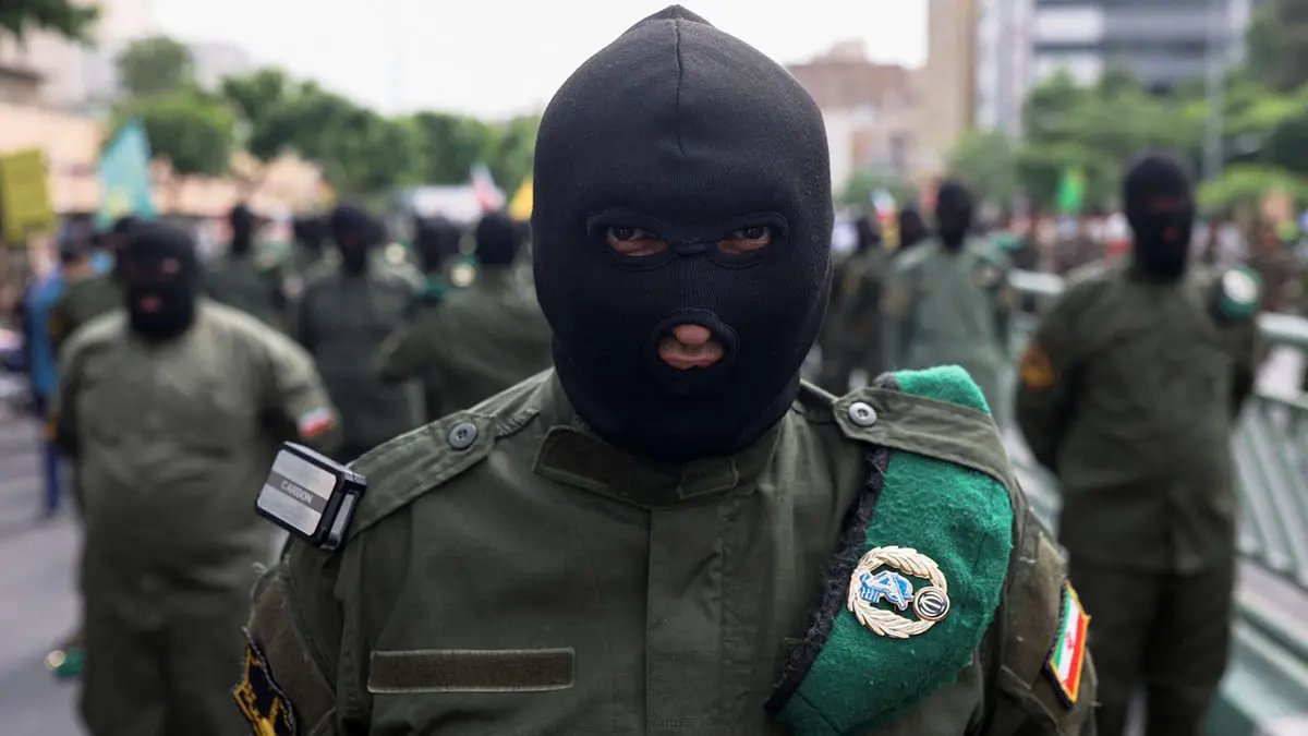 فتاة إيرانية تكشف تعرضها للاغتصاب على أيدي عناصر الباسيج

