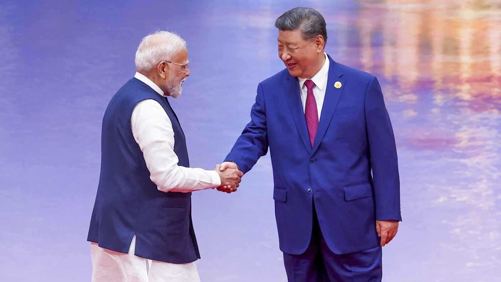 "تقارب المضطر".. الهند تتردد بالسعي نحو الصين وتنتظر ترامب