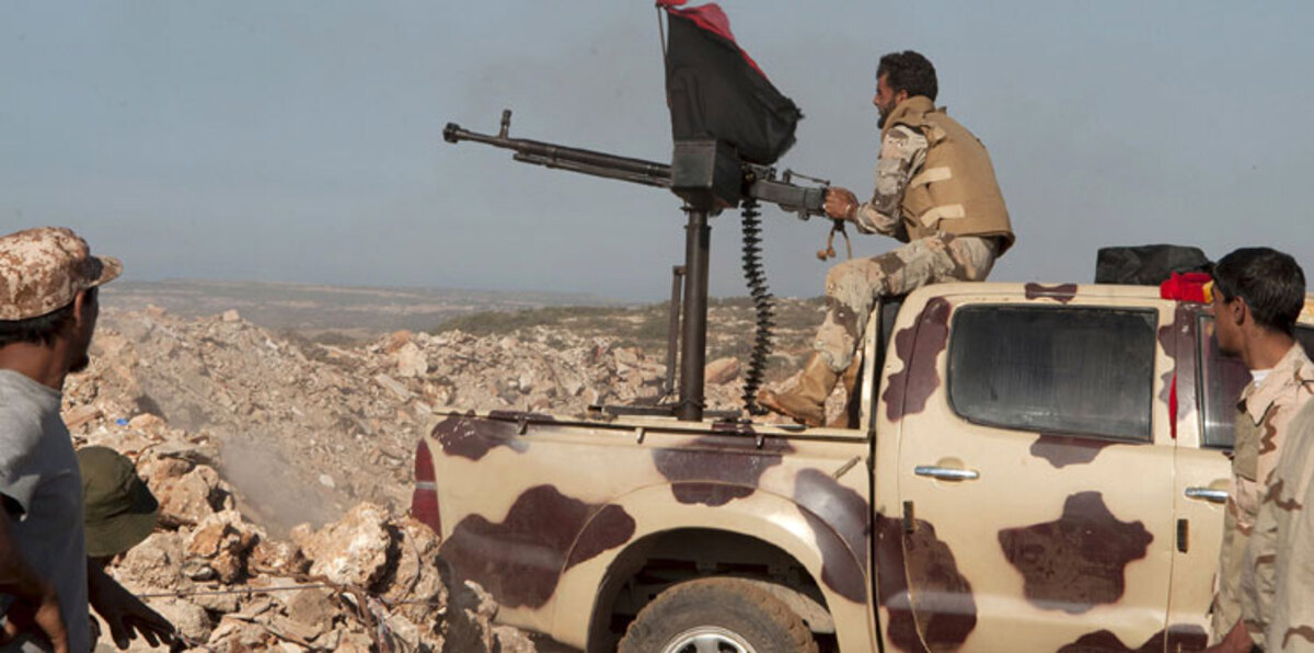 طائرات الجيش الليبي تستهدف متشددين في درنة