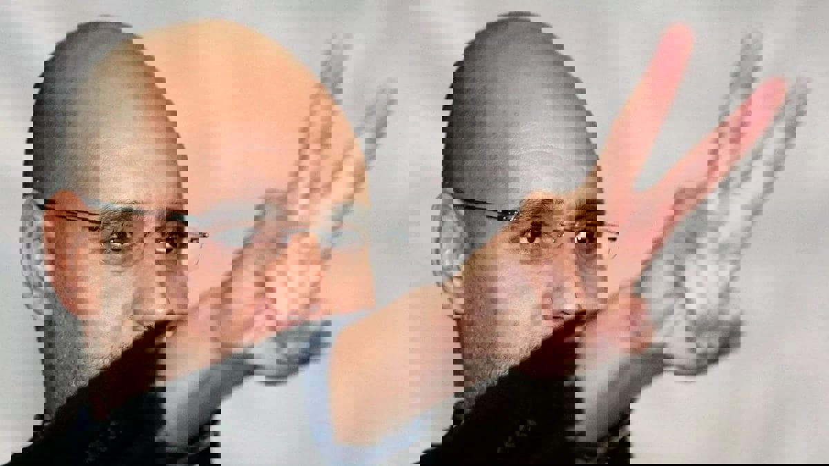 أعضاء في مجلسي النواب والدولة يبحثون "حكومة ثالثة" مع سيف الإسلام القذافي