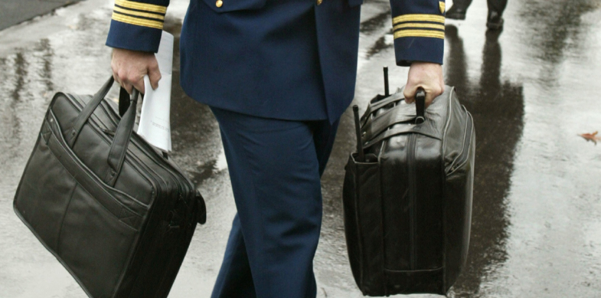 بعد امتلاكه ترسانة بلاده العسكرية.. أين سيقذف ترامب "كرة القدم" النووية؟