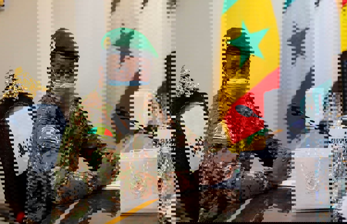 "الحوار الوطني" في مالي يوصي بتمديد الحكم العسكري