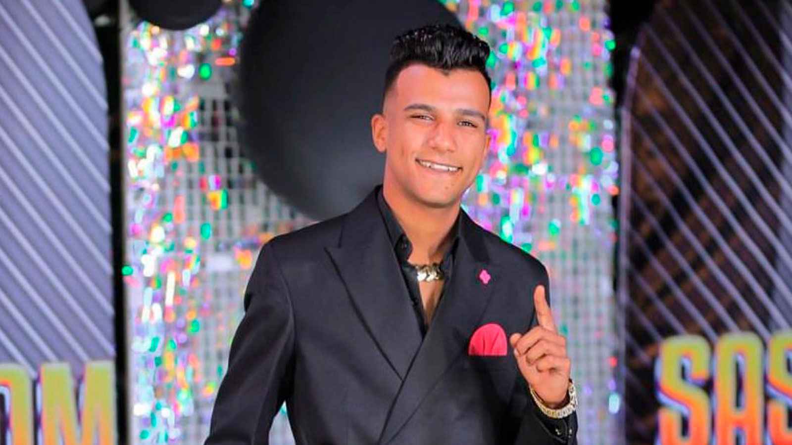 حبس المغني عصام صاصا 6 أشهر بتهمة تعاطي المخدرات (صورة)