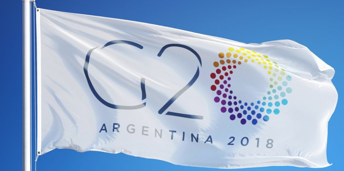 ميركل و"شي" يتفقان على مناقشة قضية إنتاج الصلب في إطار مجموعة العشرين