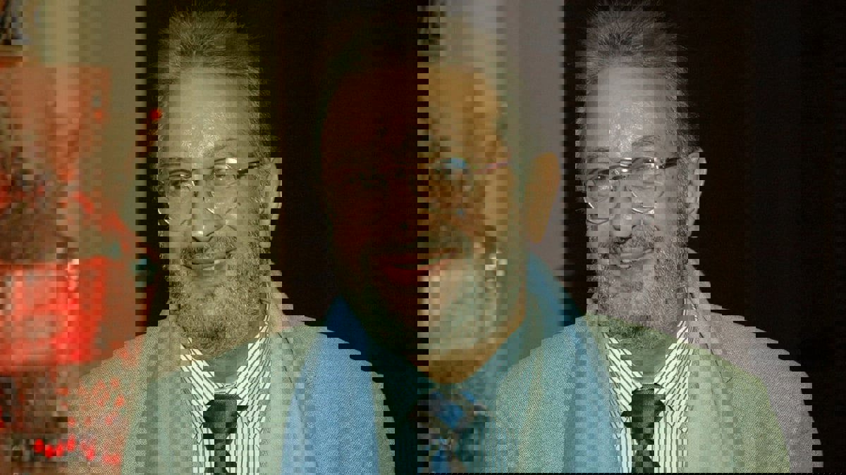 مصر... جدل بشأن بيع مقتنيات خاصة بنور الشريف