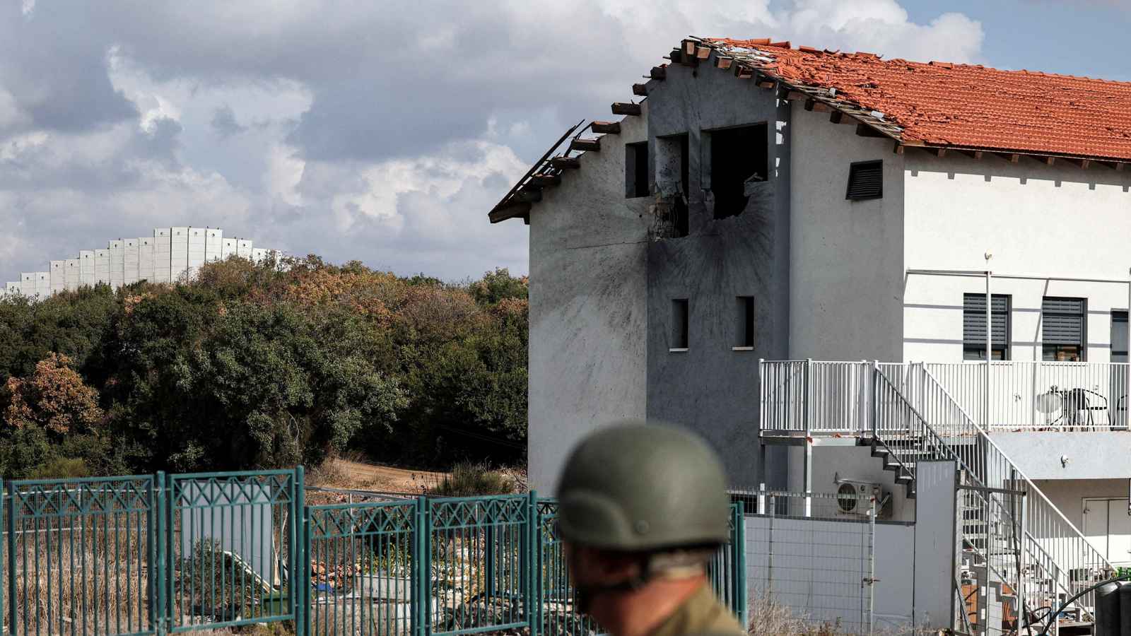 حزب الله يستهدف قاعدة "ميرون" الإسرائيلية