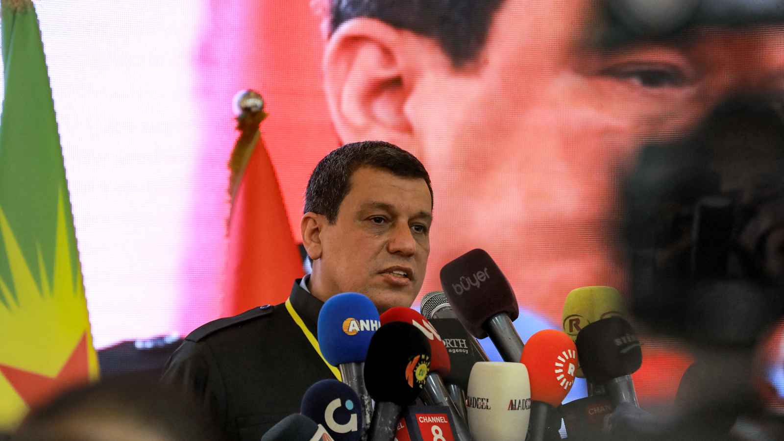 بين السر والعلن.. هل تفاوض تركيا "قسد"؟