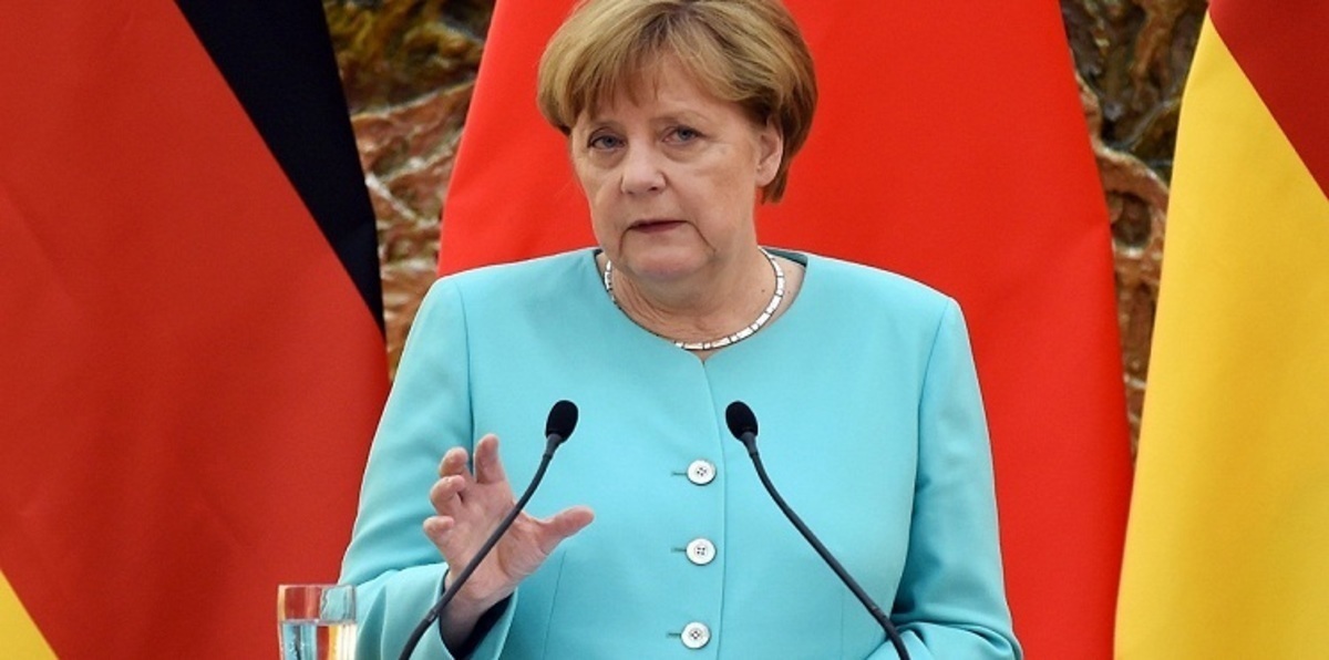 ميركل تهدد بمنع مسؤولين أتراك من المشاركة في تجمعات انتخابية بألمانيا