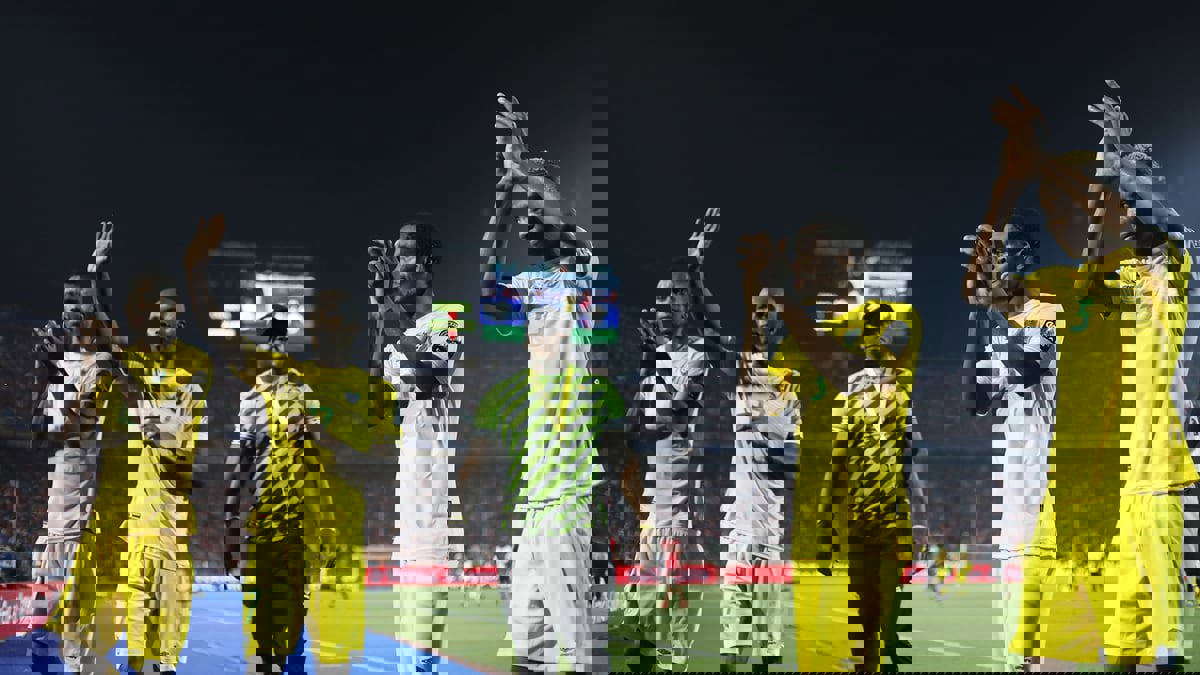 قبل تصفيات كأس العالم 2026.. الفيفا يرفع الإيقاف عن زيمبابوي 