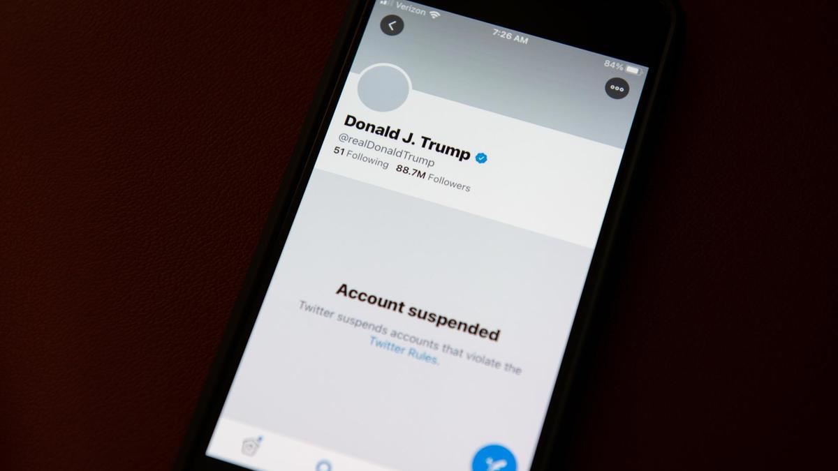 تويتر يزيل 70 ألف حساب مرتبطة بحركة "كيو آنون" المؤيدة لترامب‎