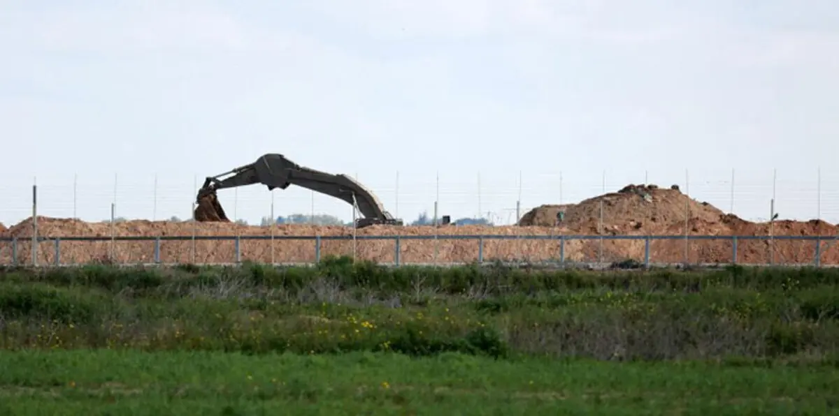 إسرائيل بصدد تطويق قطاع غزة بجدار "ذكي"