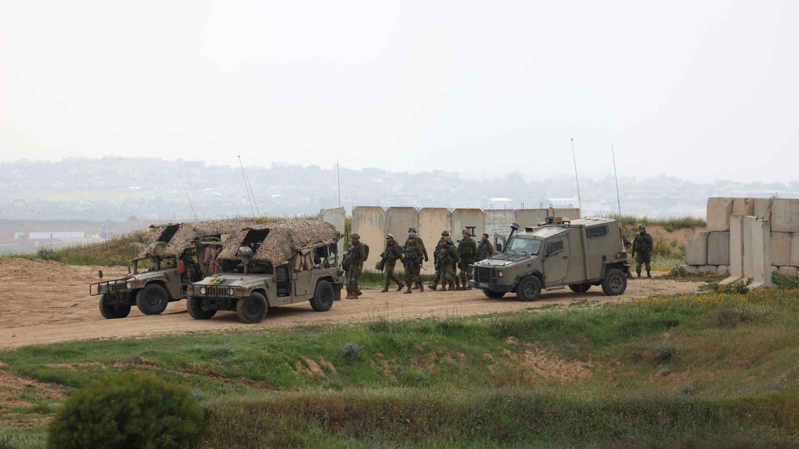 هل "ينحني" محمد السنوار أمام التصعيد الإسرائيلي في غزة؟