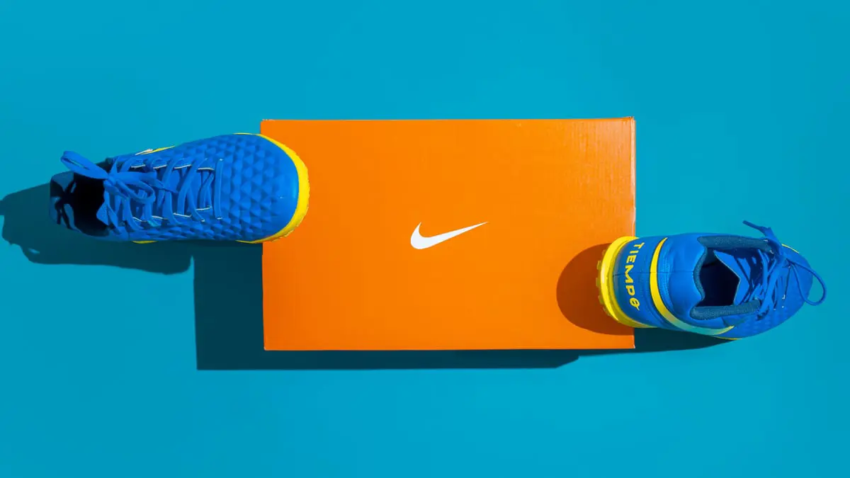 لماذا فضت "نايكي" شراكتها مع هؤلاء الرياضيين؟