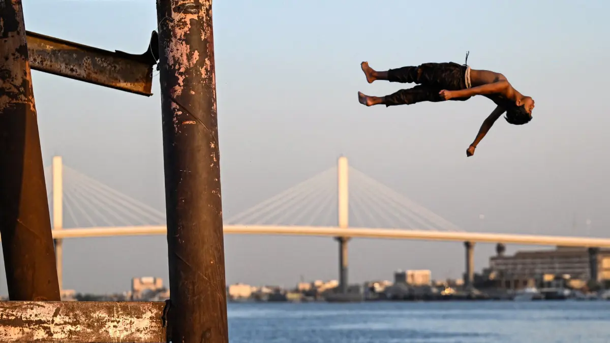 في حادث مأساوي.. غرق 3 أشقاء عراقيين في "شط العرب" 