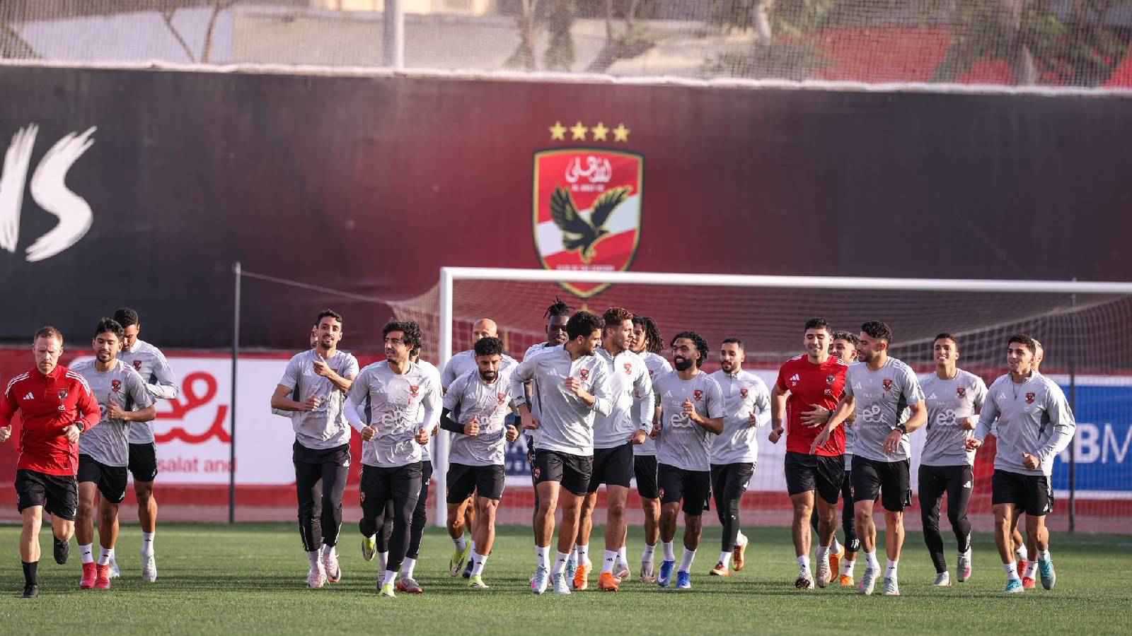 توروب يستبعد صفقتي الأهلي المصري من مواجهة الإسماعيلي 