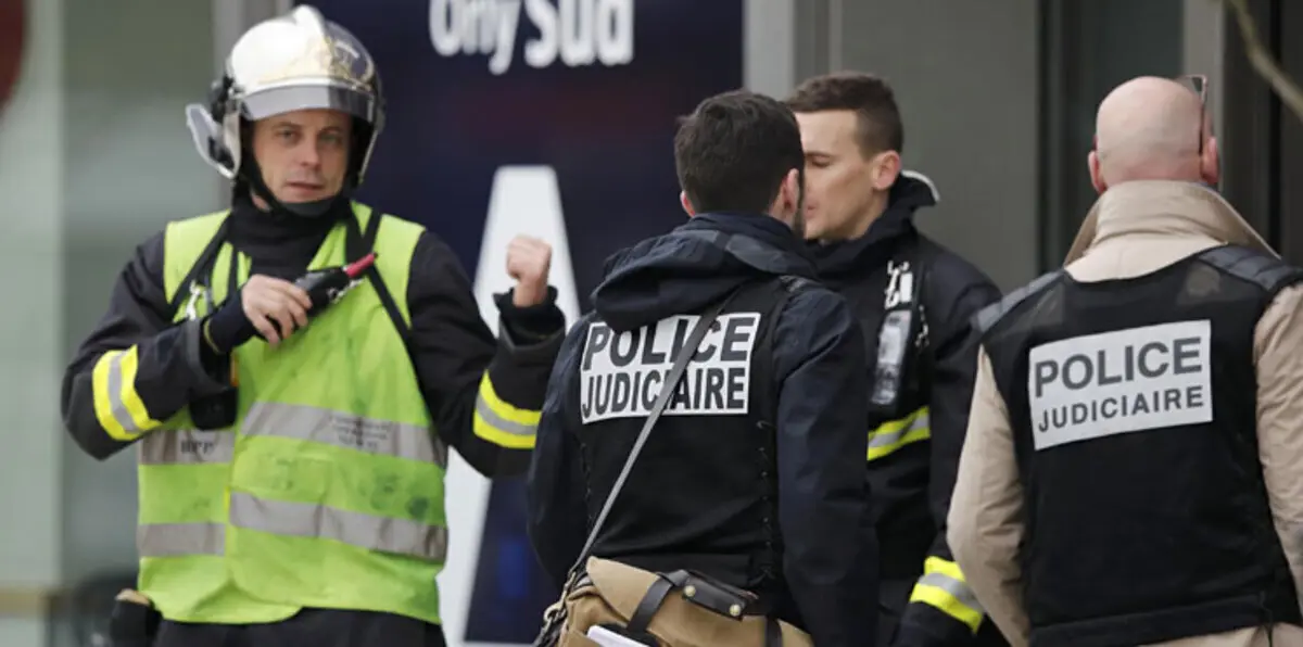 مهاجم مطار أورلي الفرنسي كان تحت تأثير المخدرات والكحول