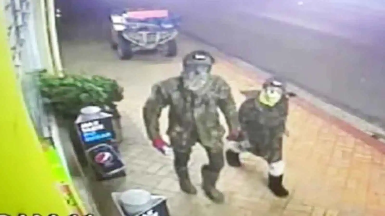 قصة الأب الشبح.. 4 سنوات من الغموض في برية نيوزيلندا