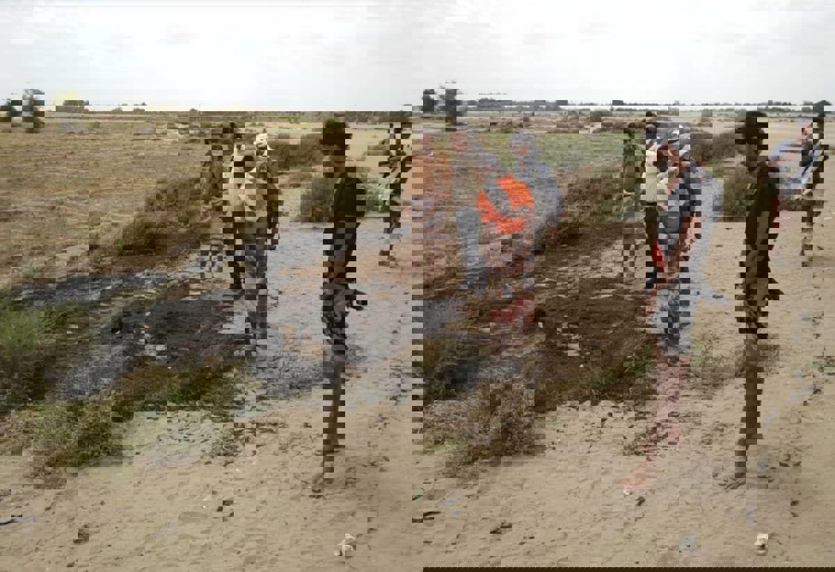 اليمن.. انفجار مقذوف يوقع قتلى وجرحى في لحج (صور)