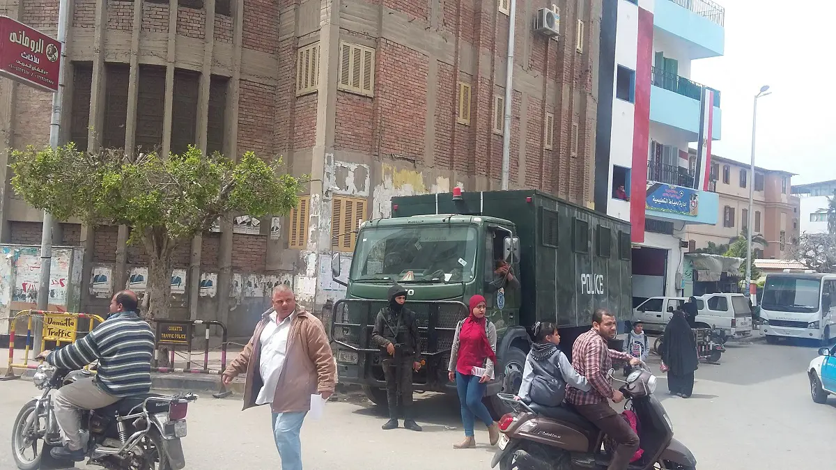 مصر.. انفجار قنبلة بجوار إحدى كنائس مدينة نصر ومقتل ضابط (فيديو)