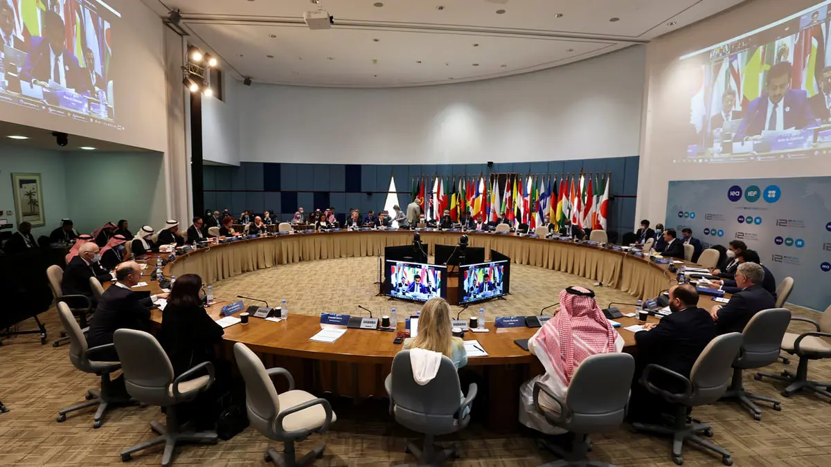 كيف ستتصرف أوبك+ مع عضوية روسيا مع انتهاء اتفاقها الحالي في أغسطس؟‬