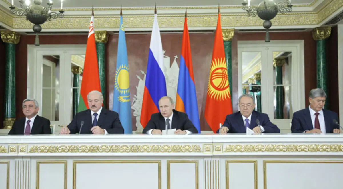 روسيا تشكل حلفا لمواجهة "داعش أفغانستان"