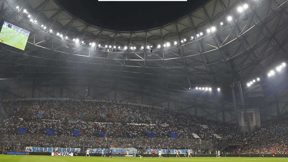 سيقام في نفس موعد حفل الكرة الذهبية.. تأجيل مباراة سان جيرمان ومارسيليا