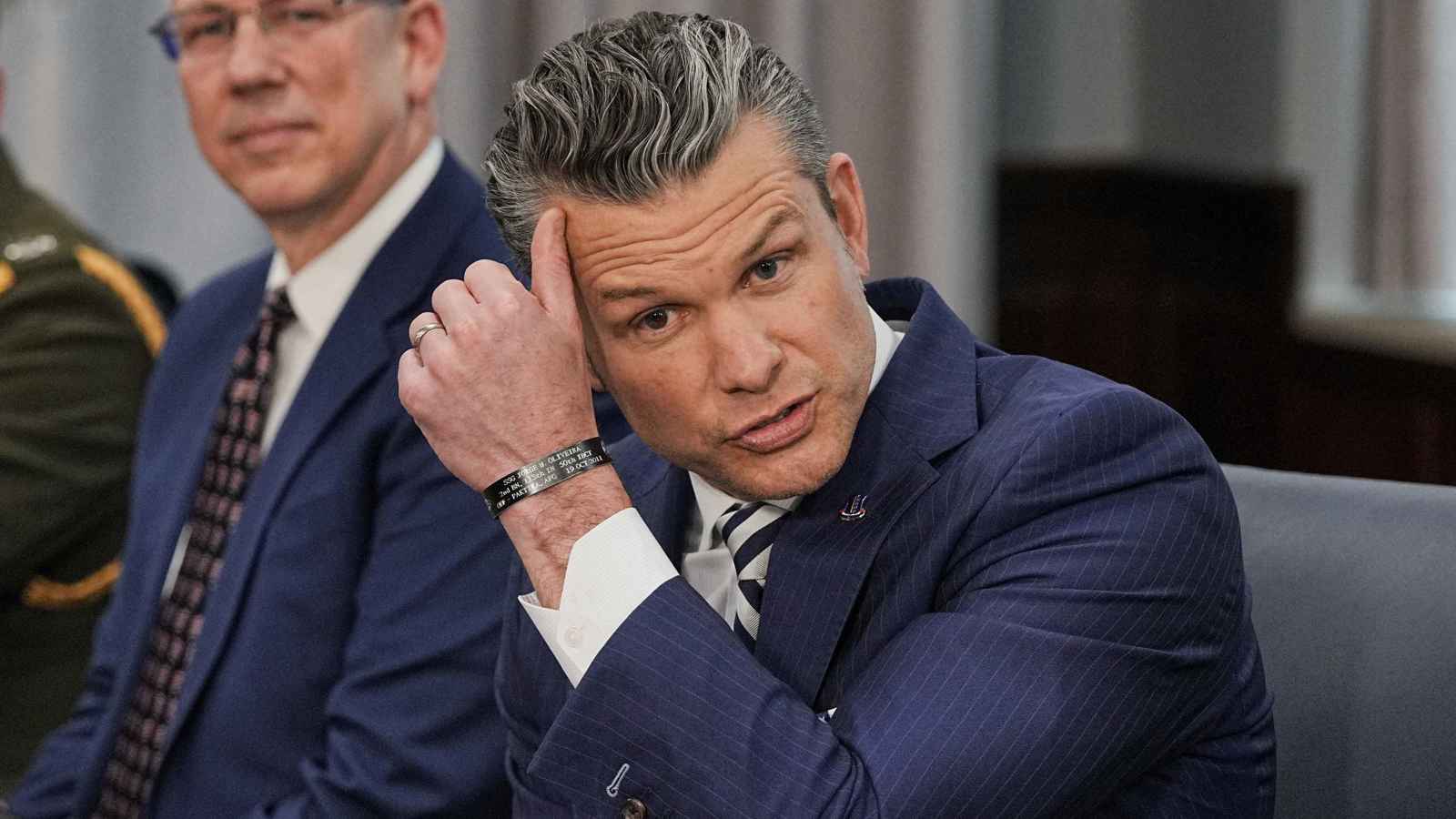 واشنطن بوست تكشف كواليس جديدة بشأن "فضيحة هيغسيث"