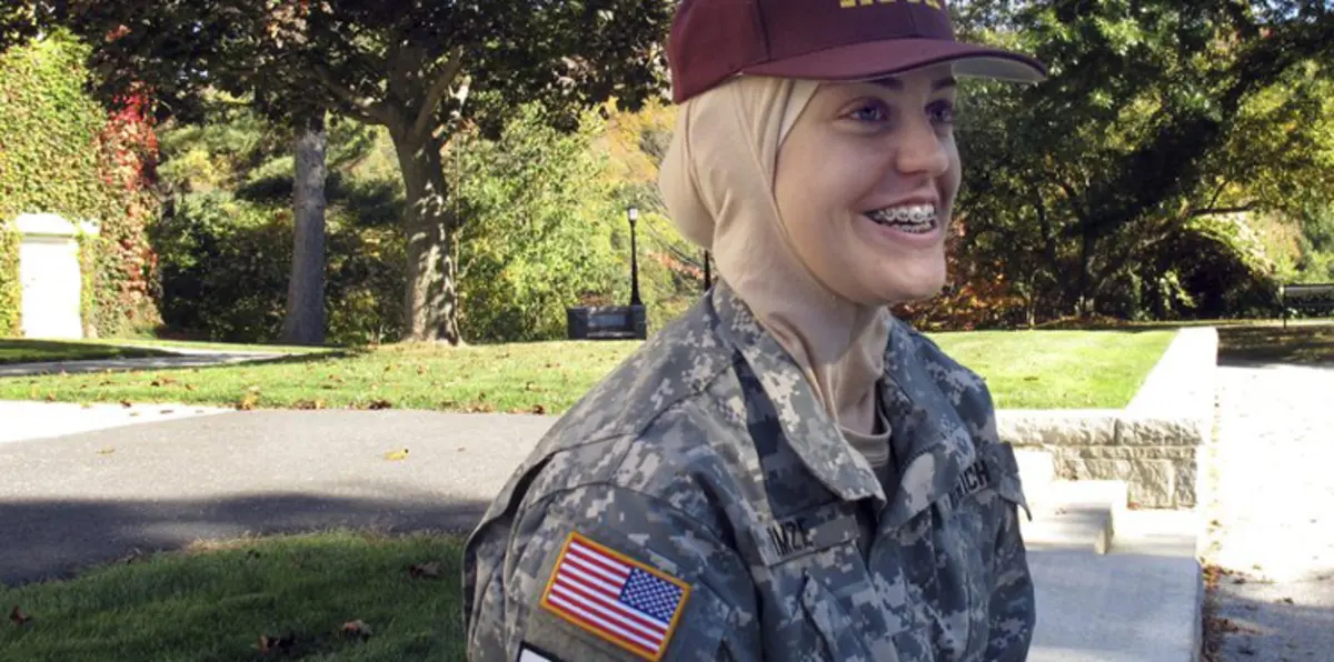 الجيش الأمريكي يسمح بالحجاب واللّحى والعمائم