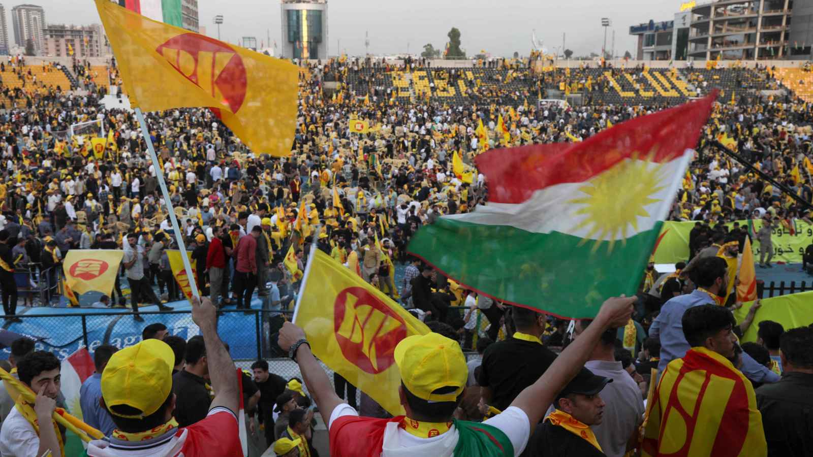 "الديمقراطي الكردستاني" يقرر الانسحاب من العملية السياسية في العراق