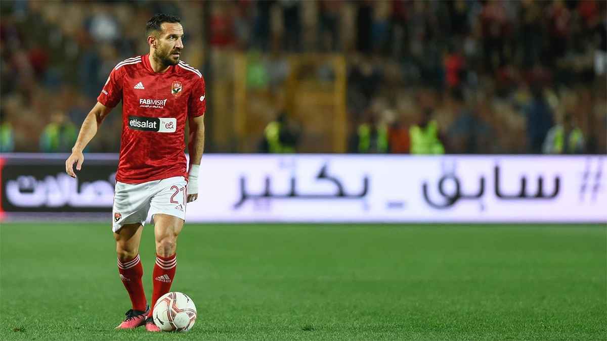 الخطيب يتجاهل علي معلول