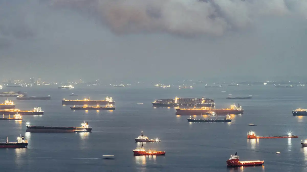 لكبح أزمة الوقود.. ترامب يستنجد بقانون من زمن الحرب الباردة