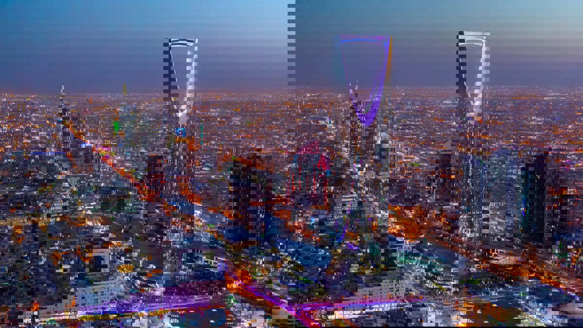 السعودية تسمح للمقيمين في دول الخليج باستخراج تأشيرة دخول سياحية إلكترونياً