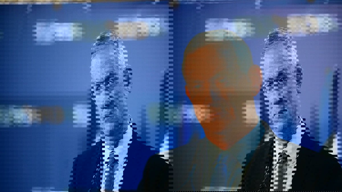 وزير الدفاع الإسرائيلي يهدد الدولة اللبنانية بدفع ثمن باهظ في حال شن حزب الله حربا جديدة