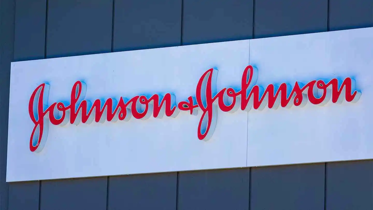تعويض بـ 65 مليون دولار.. "جونسون آند جونسون" تخسر معركة "بودرة السرطان"