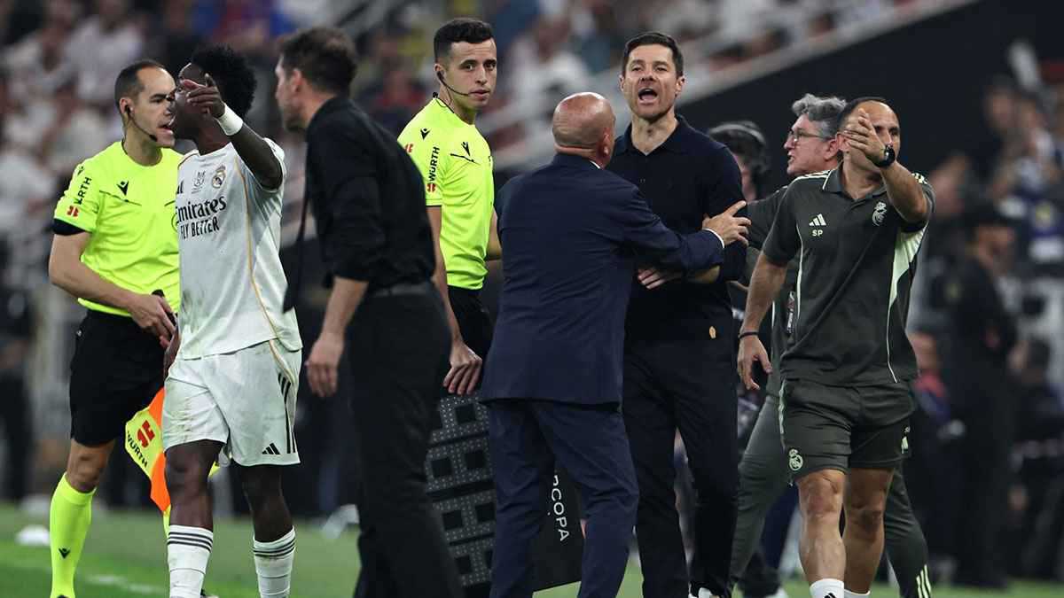 سيميوني يعتذر لفلورنتينو بيريز وفينيسيوس بعد أزمة نصف نهائي السوبر