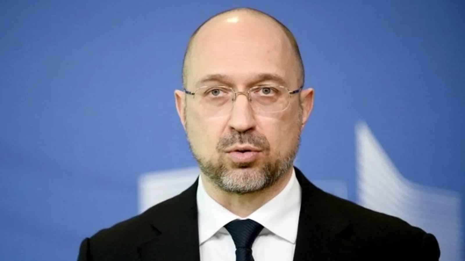 أوكرانيا تعلن استعدادها توقيع اتفاق المعادن مع واشنطن "في أي وقت"